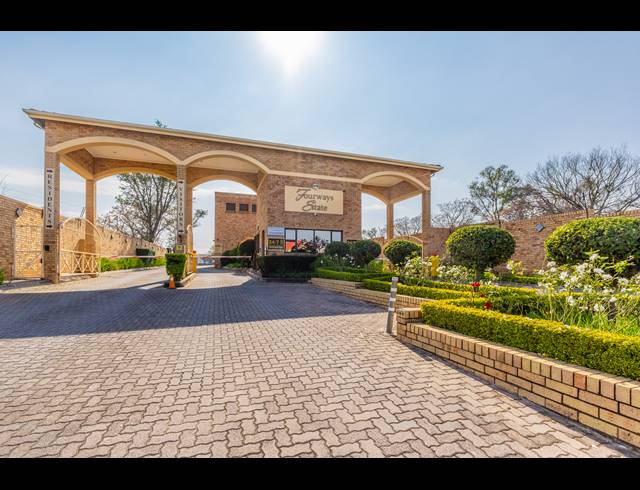 2 BEDROOM APARTMENT FOR SALE IN MAROELADAL
